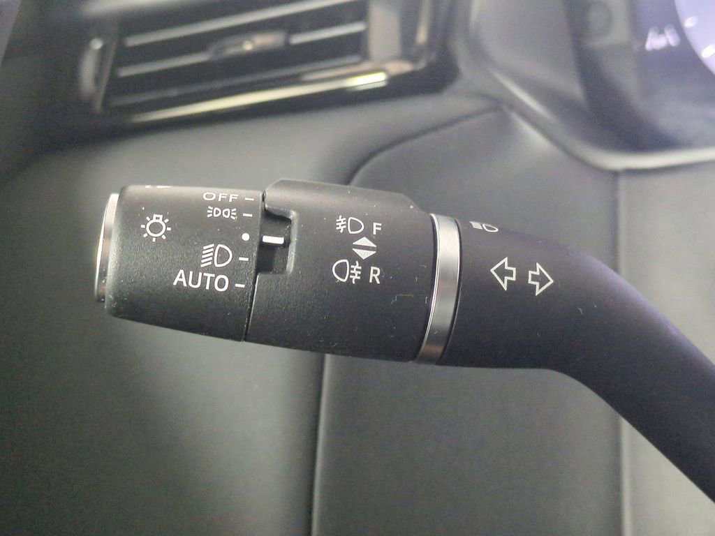 Used 2025 Land Rover Range Rover Velar Dynamic SE image 30