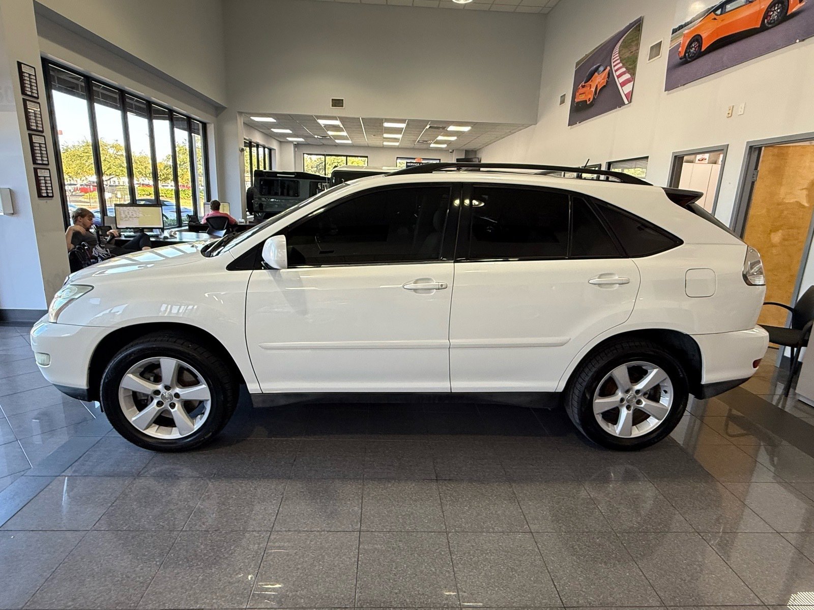 Used 2006 Lexus RX 330 image 2