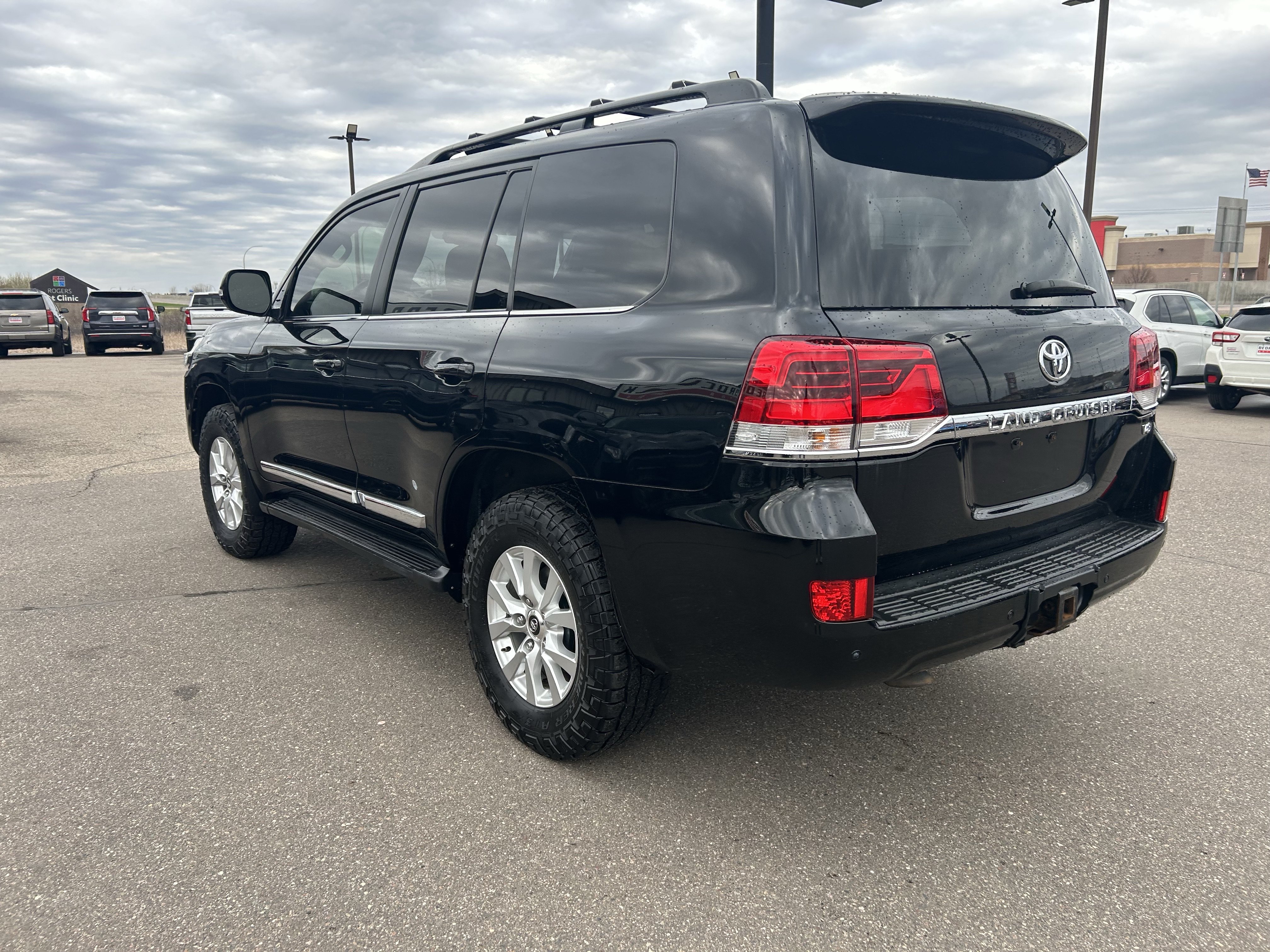 Used 2016 Toyota Land Cruiser AWD/4WD image 32