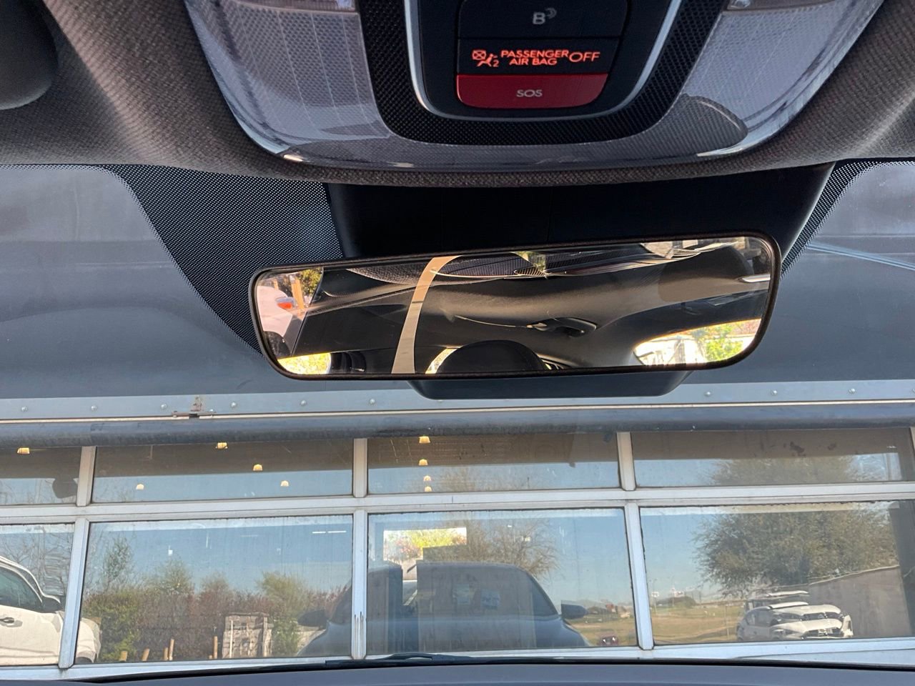 Used 2025 Hyundai Elantra SEL image 17