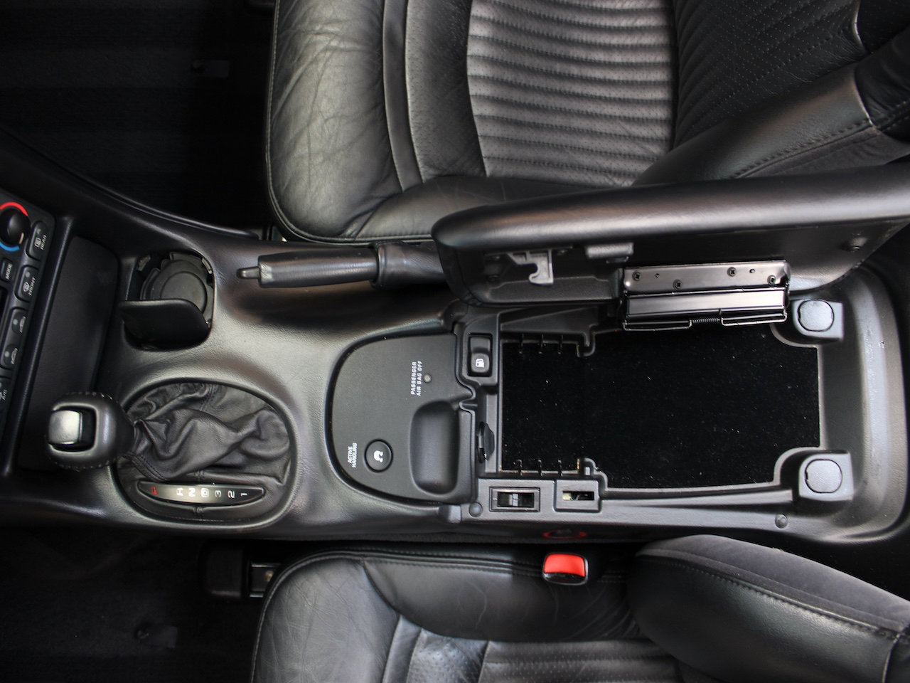 Used 2002 Chevrolet Corvette Convertible w/ Preferred Equipment Group1 image 32