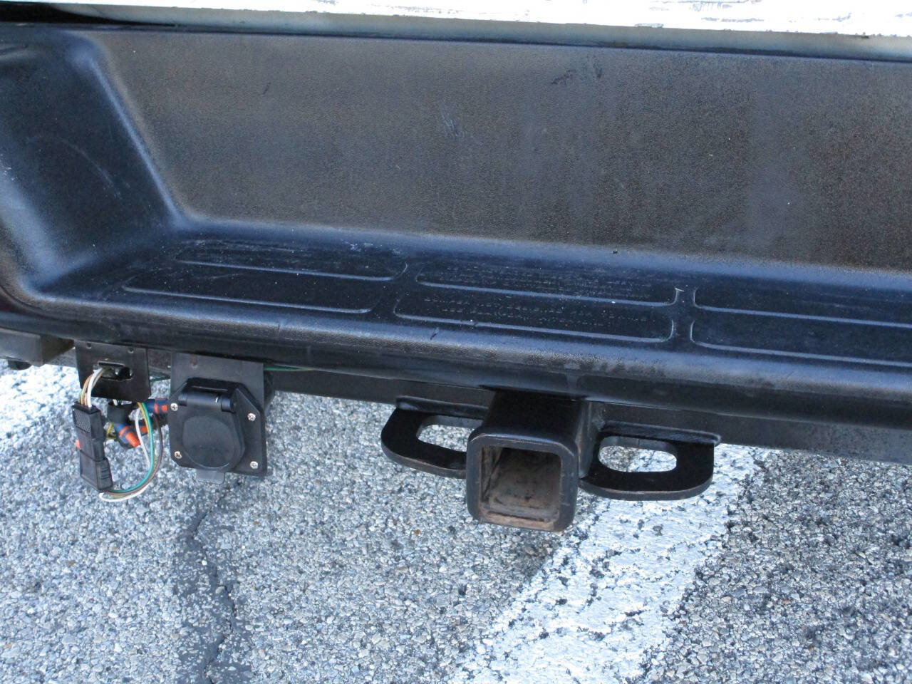 Used 2010 Chevrolet Express 2500 image 21