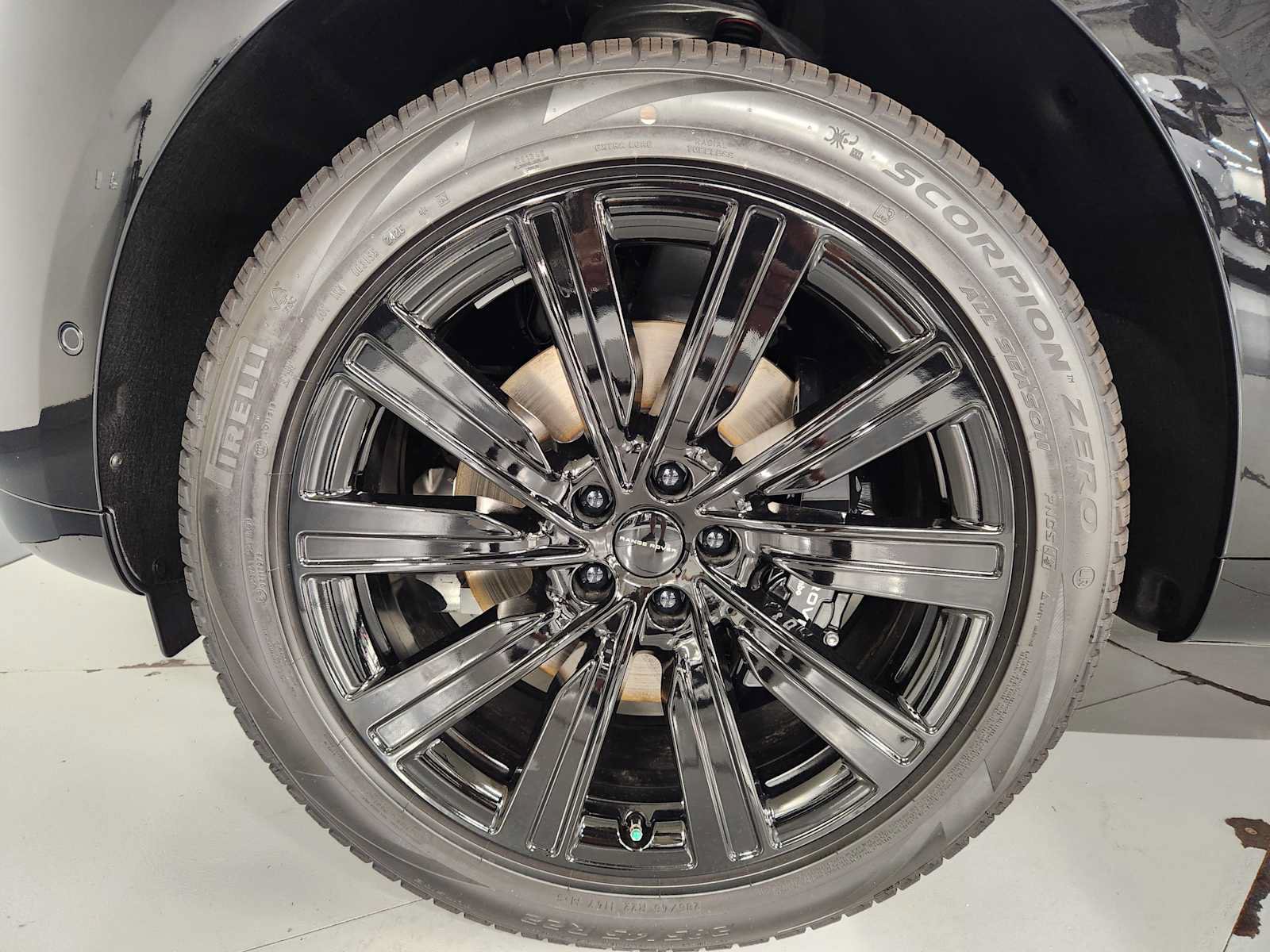 New 2026 Land Rover Range Rover SE AWD/4WD image 8