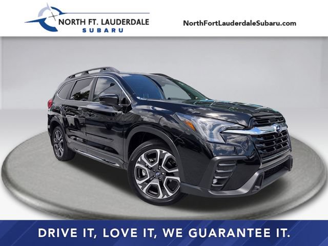 Used 2025 Subaru Ascent Limited AWD/4WD image 1