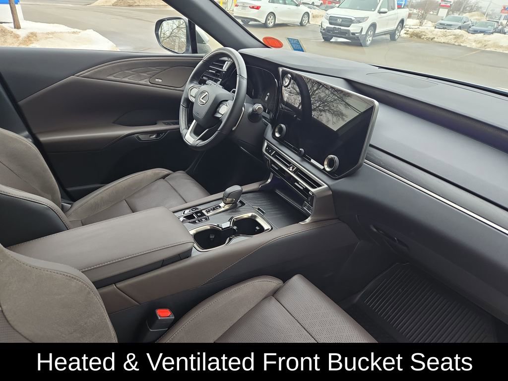 Used 2025 Lexus RX 450h AWD w/ Convenience Package image 28