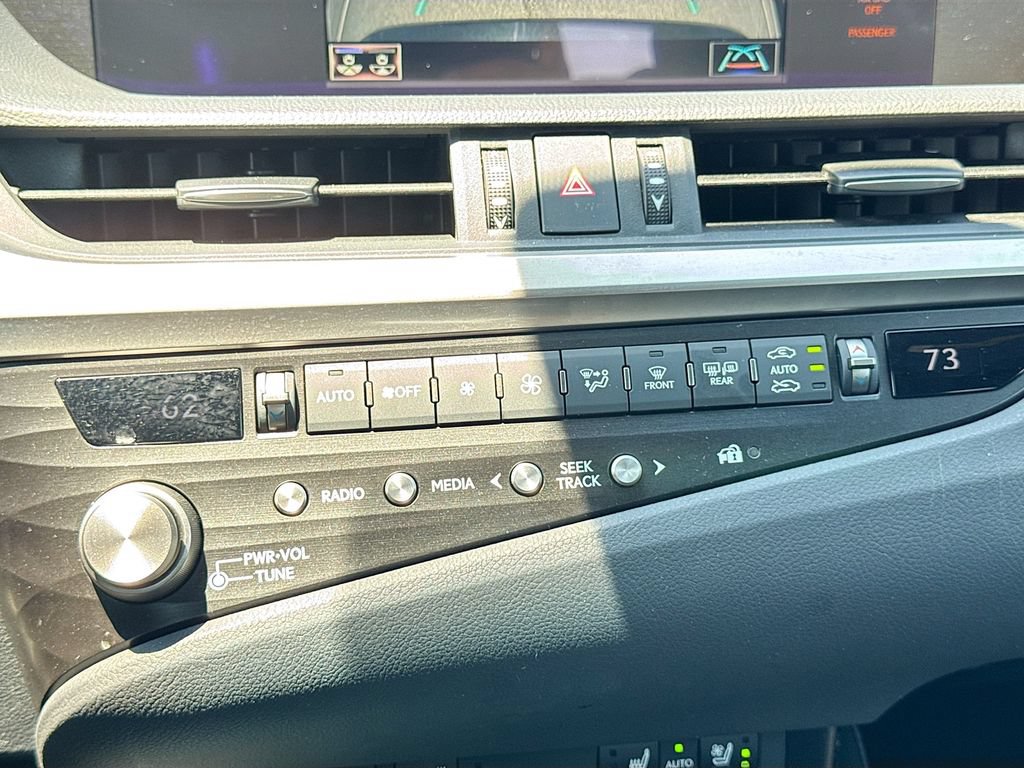 Used 2021 Lexus ES 350 F Sport w/ Accessory Package FWD image 17
