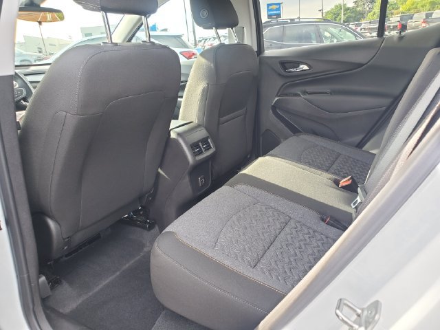 Certified 2024 Chevrolet Equinox LT w/ LPO, Floor Liner Package FWD image 14