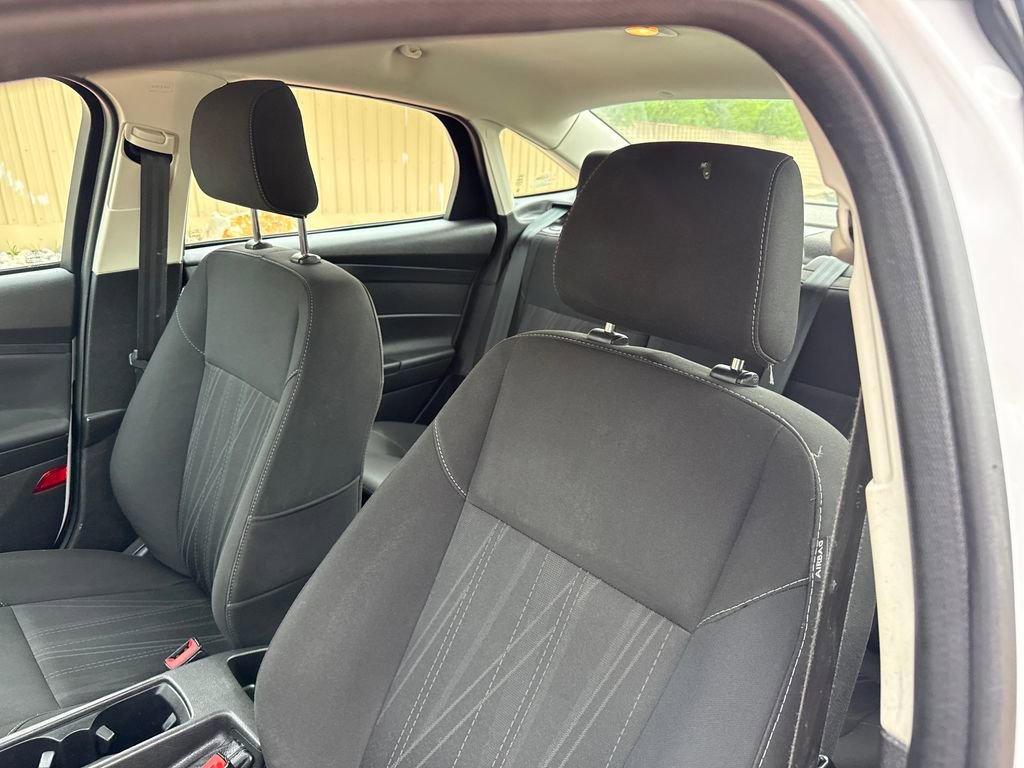 Certified 2018 Ford Focus S FWD image 12