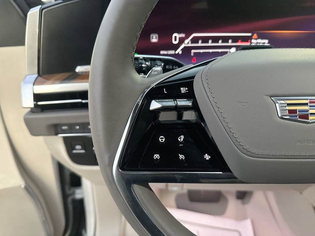 Used 2025 Cadillac Escalade Premium Luxury Platinum w/ LPO, Floor Liner Package image 17