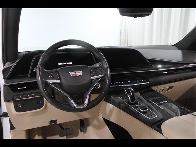 Used 2021 Cadillac Escalade Premium Luxury AWD/4WD image 7