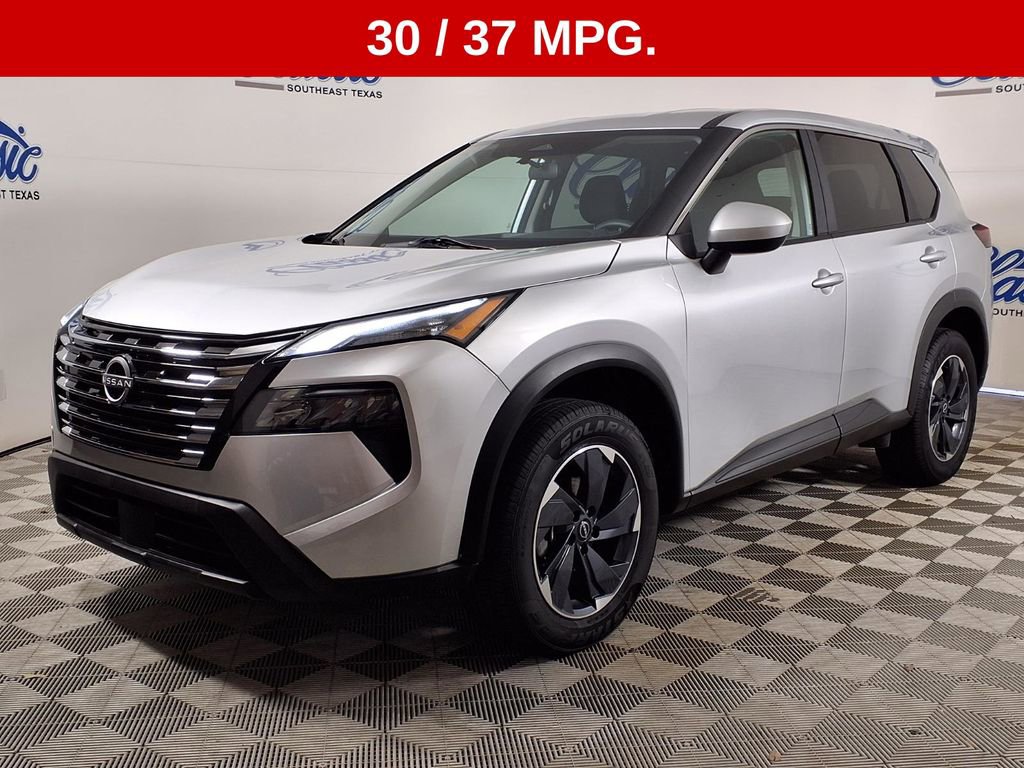 Used 2024 Nissan Rogue SV image 3