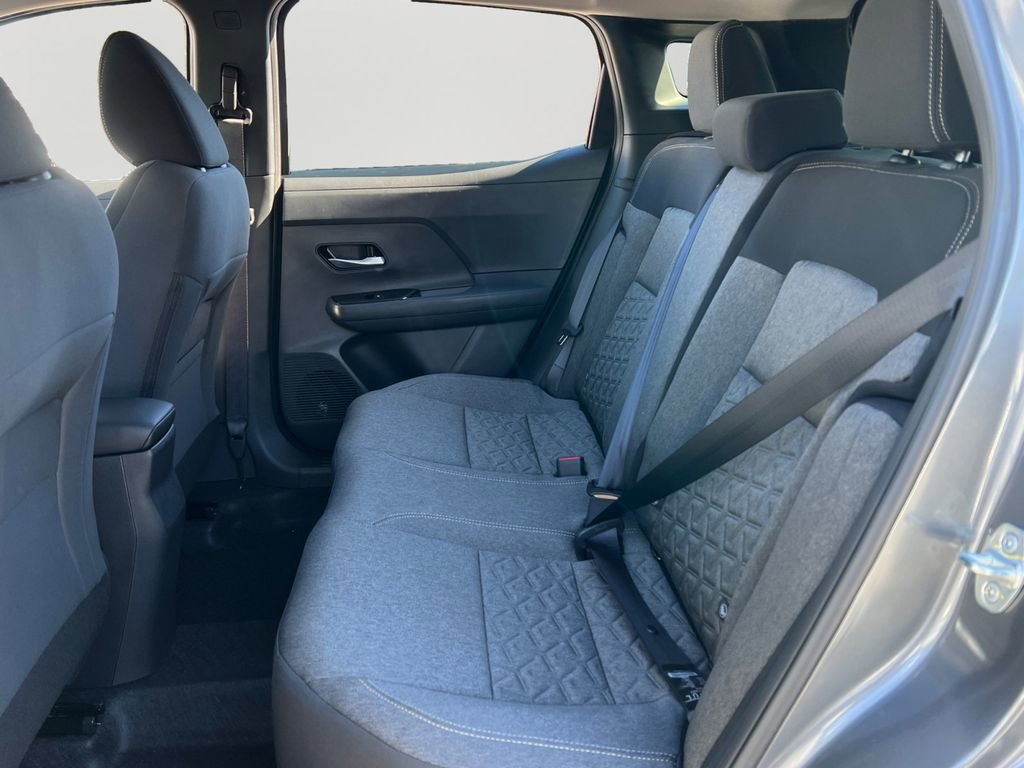 Used 2026 Nissan Kicks SV w/ SV Premium Package image 10