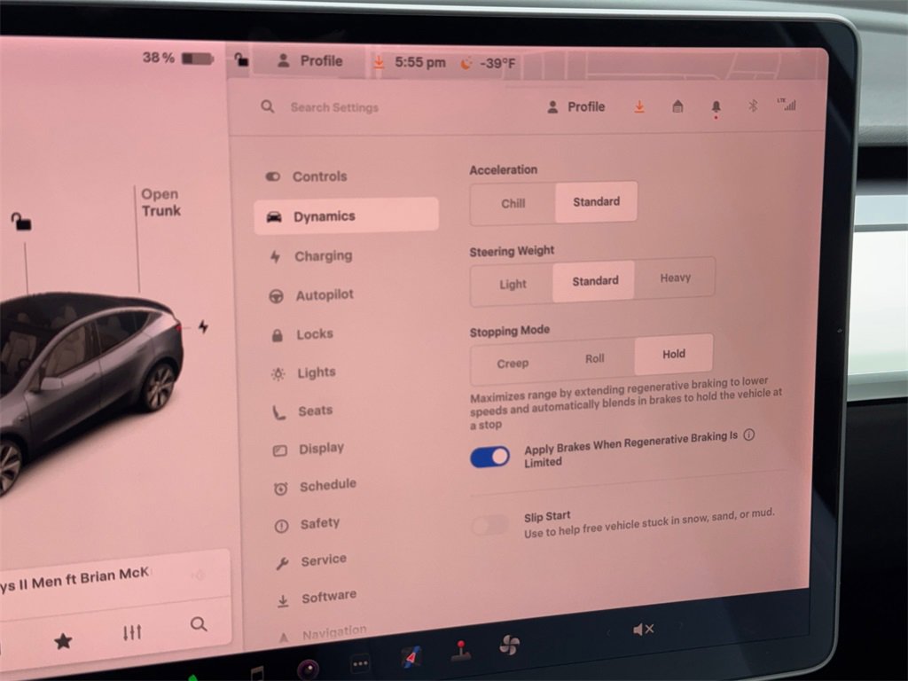 Used 2021 Tesla Model Y 2WD image 24