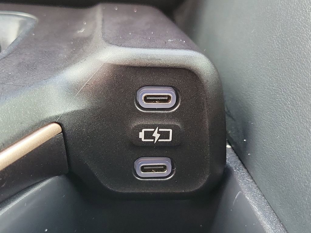 Used 2023 Toyota Crown XLE image 31