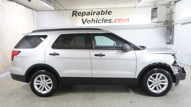 Used 2017 Ford Explorer 4WD image 4
