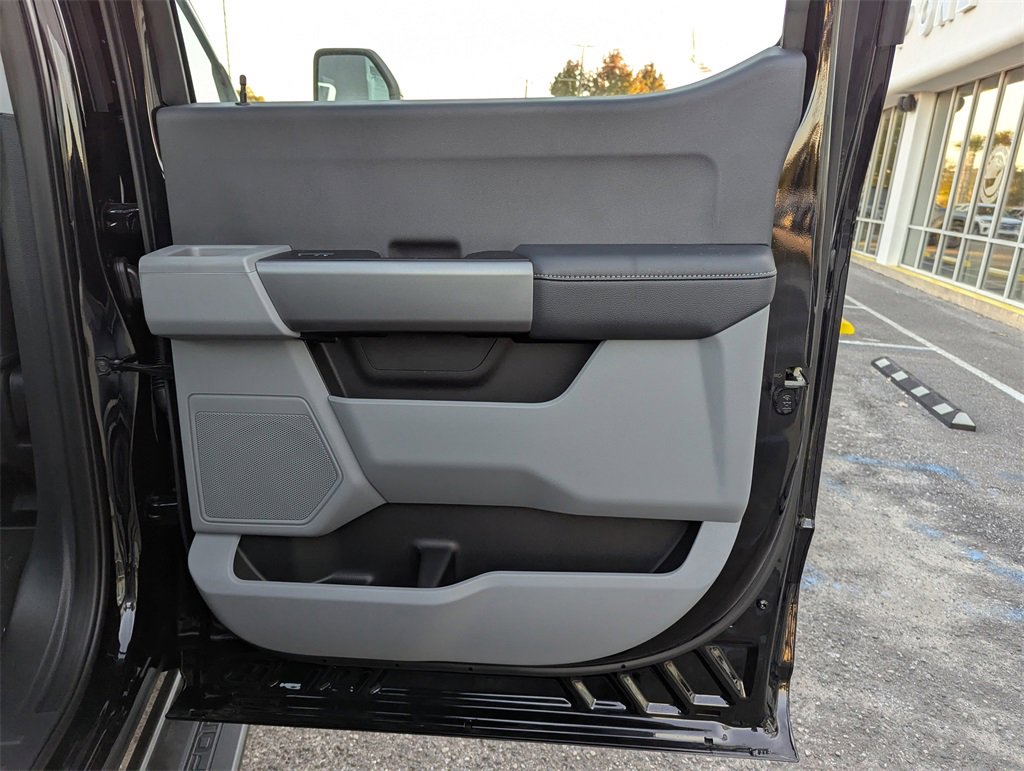 New 2026 Ford F250 XL w/ STX Appearance Package image 31