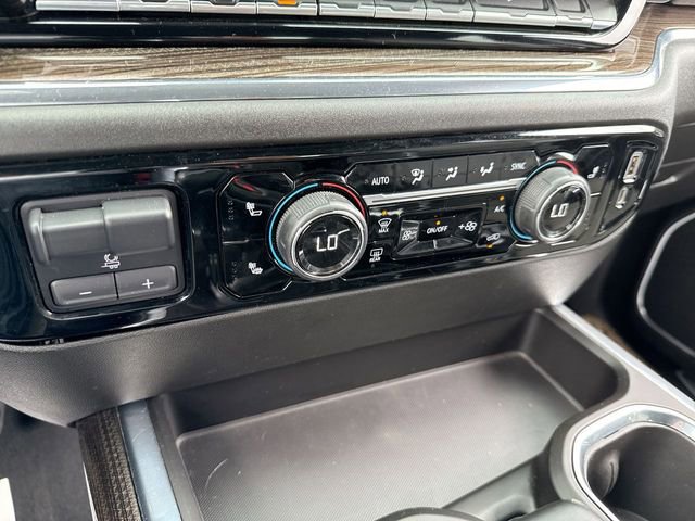Used 2023 Chevrolet Silverado 1500 RST AWD/4WD image 19