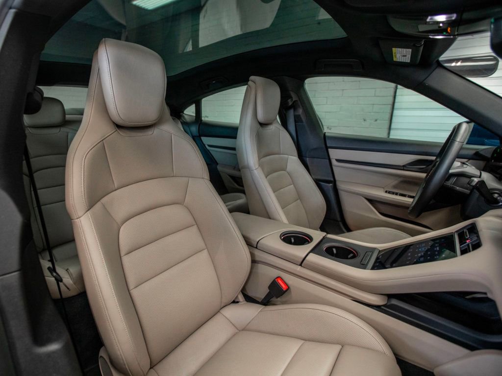 Used 2022 Porsche Taycan 4S image 27