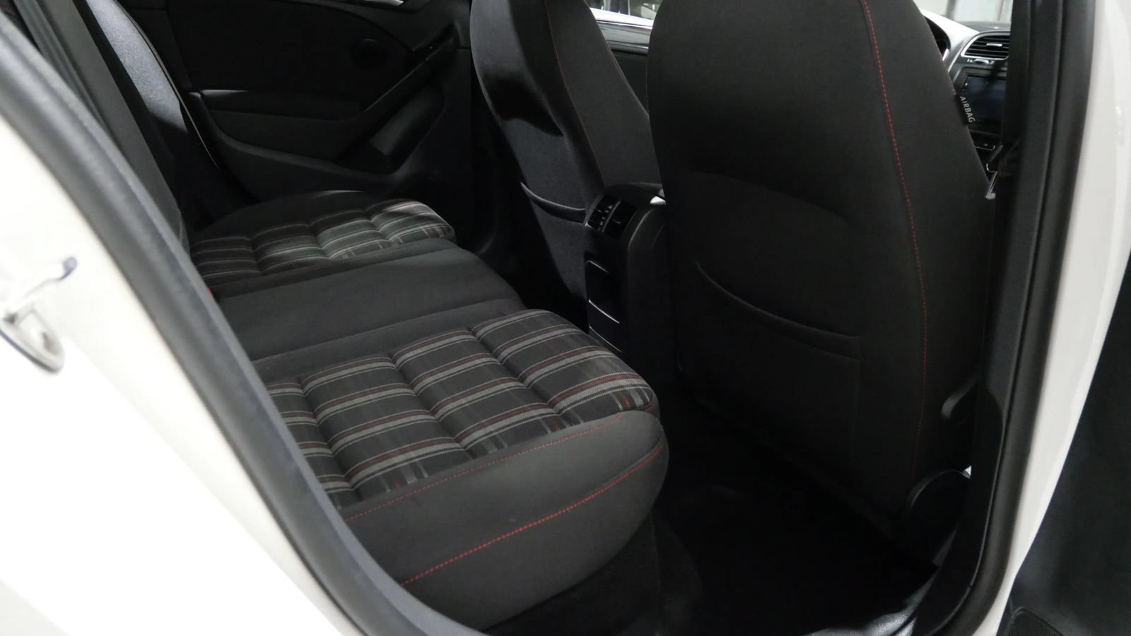 Used 2013 Volkswagen GTI 4-Door FWD image 11