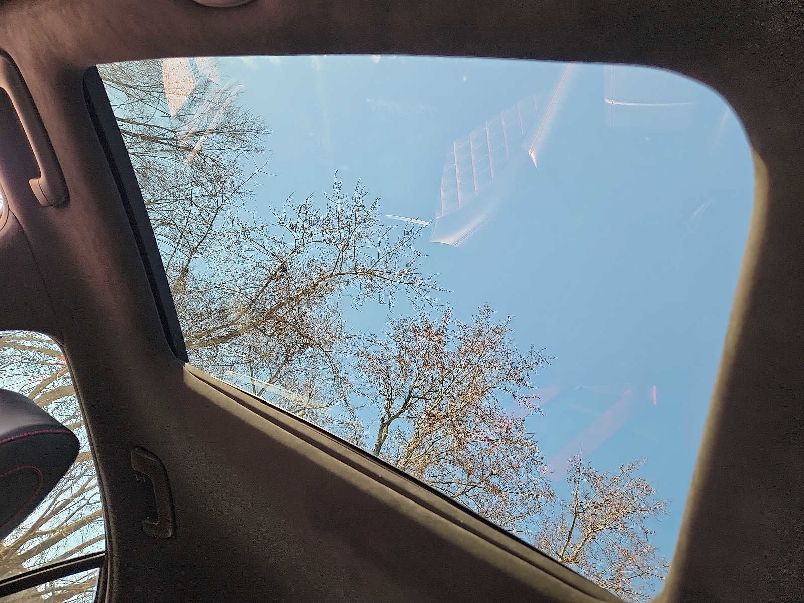 Used 2022 Genesis G70 3.3T w/ Sport Prestige Package image 14