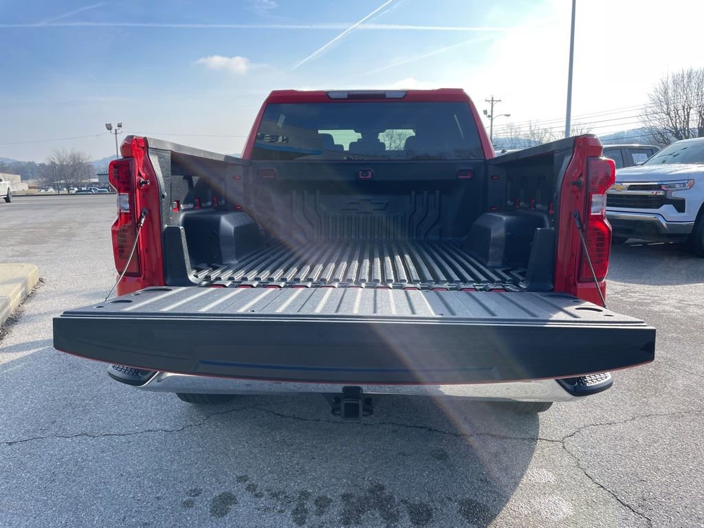 Used 2024 Chevrolet Silverado 1500 LT image 44