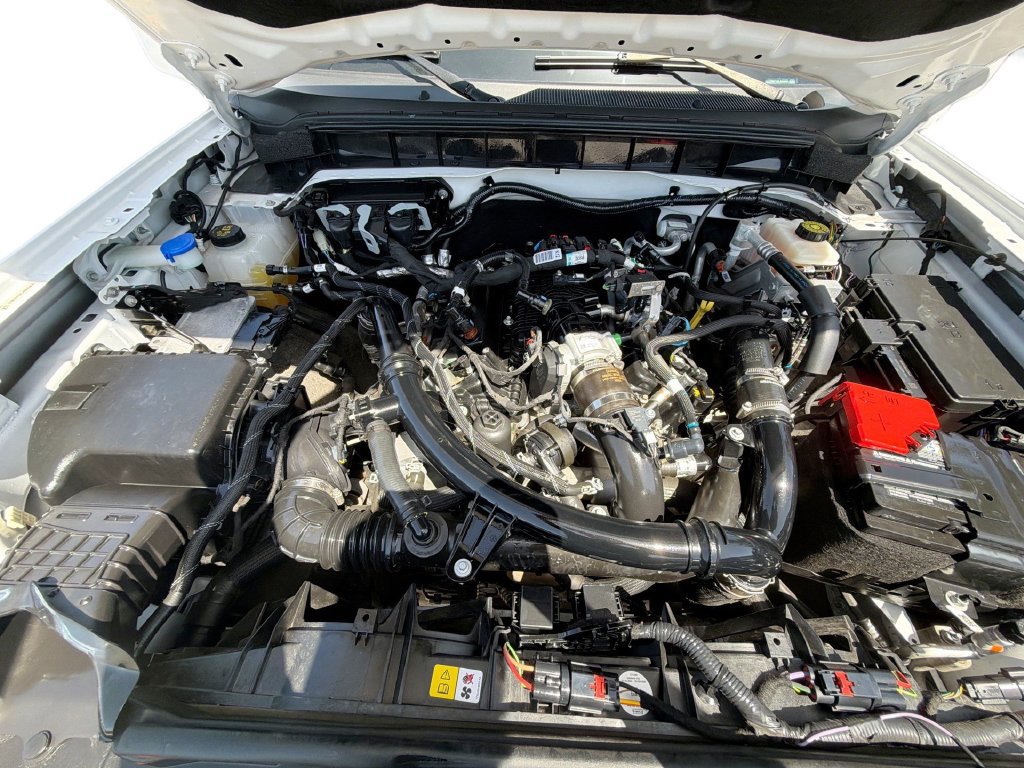 Used 2024 Ford Bronco Outer Banks AWD/4WD image 18
