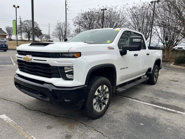 Used 2024 Chevrolet Silverado 2500 Custom w/ Custom Value Package image 7