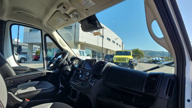 Used 2026 RAM ProMaster 2500 w/ Convenience Group FWD image 25