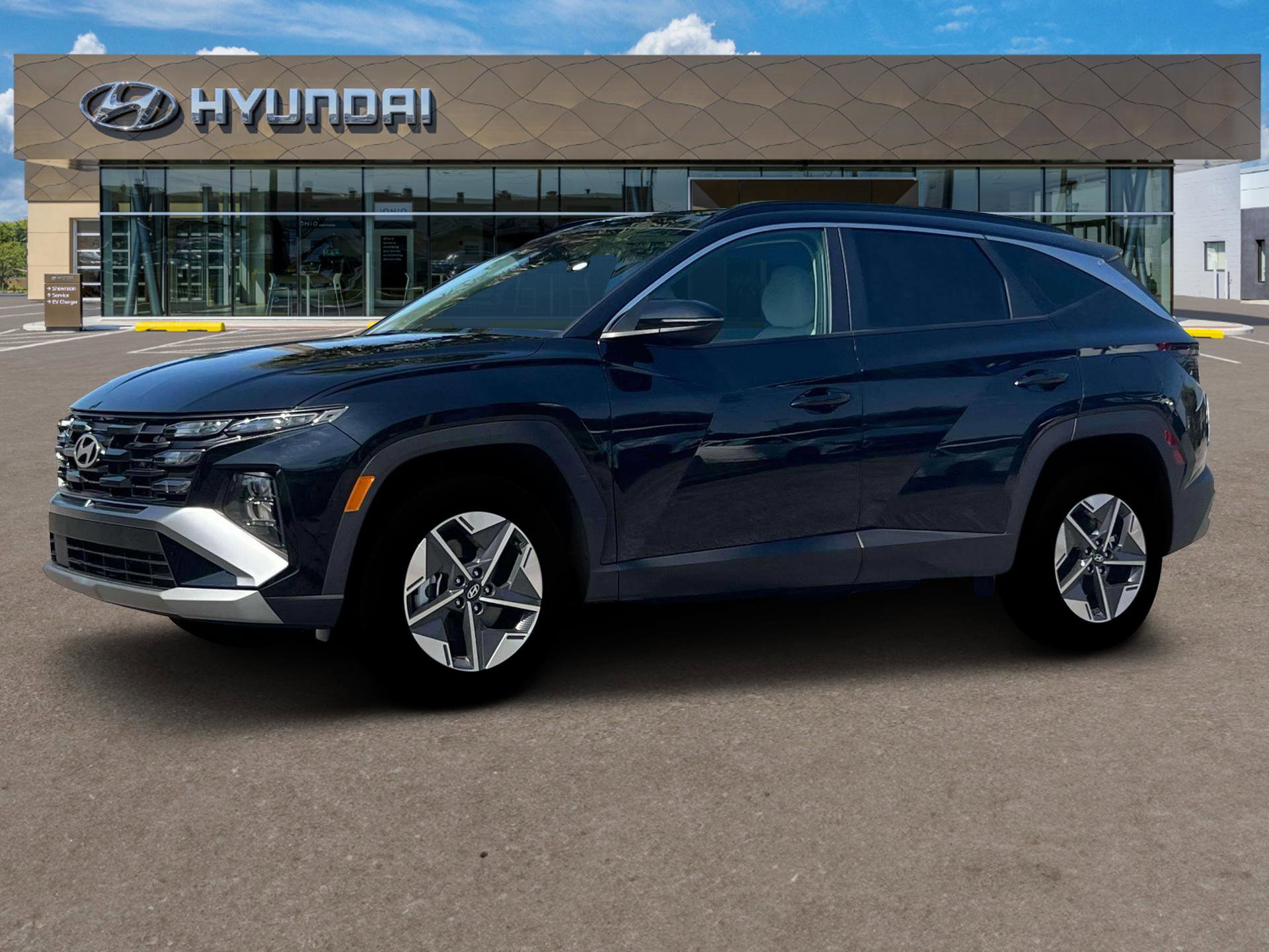 New 2025 Hyundai Tucson SEL image 2