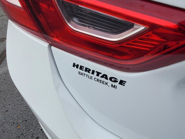 Used 2023 Chevrolet Malibu LT image 28