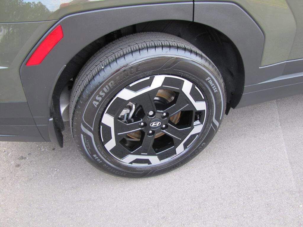 Used 2025 Hyundai Santa Fe SEL image 27