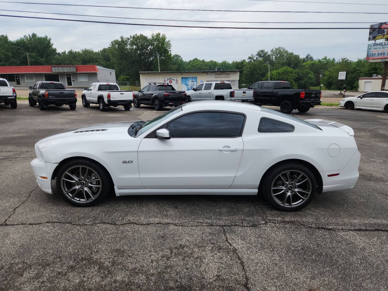 Used 2014 Ford Mustang GT w/ Brembo Brake Package RWD image 3