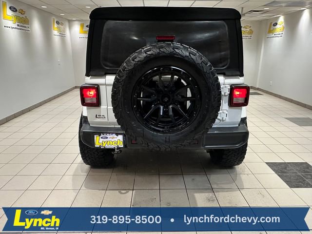 Used 2018 Jeep Wrangler Unlimited Sahara image 20