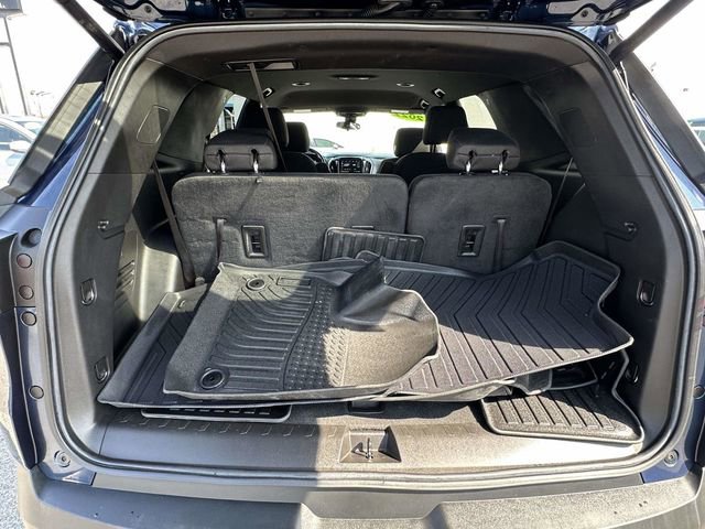 Used 2022 Chevrolet Traverse LT image 21