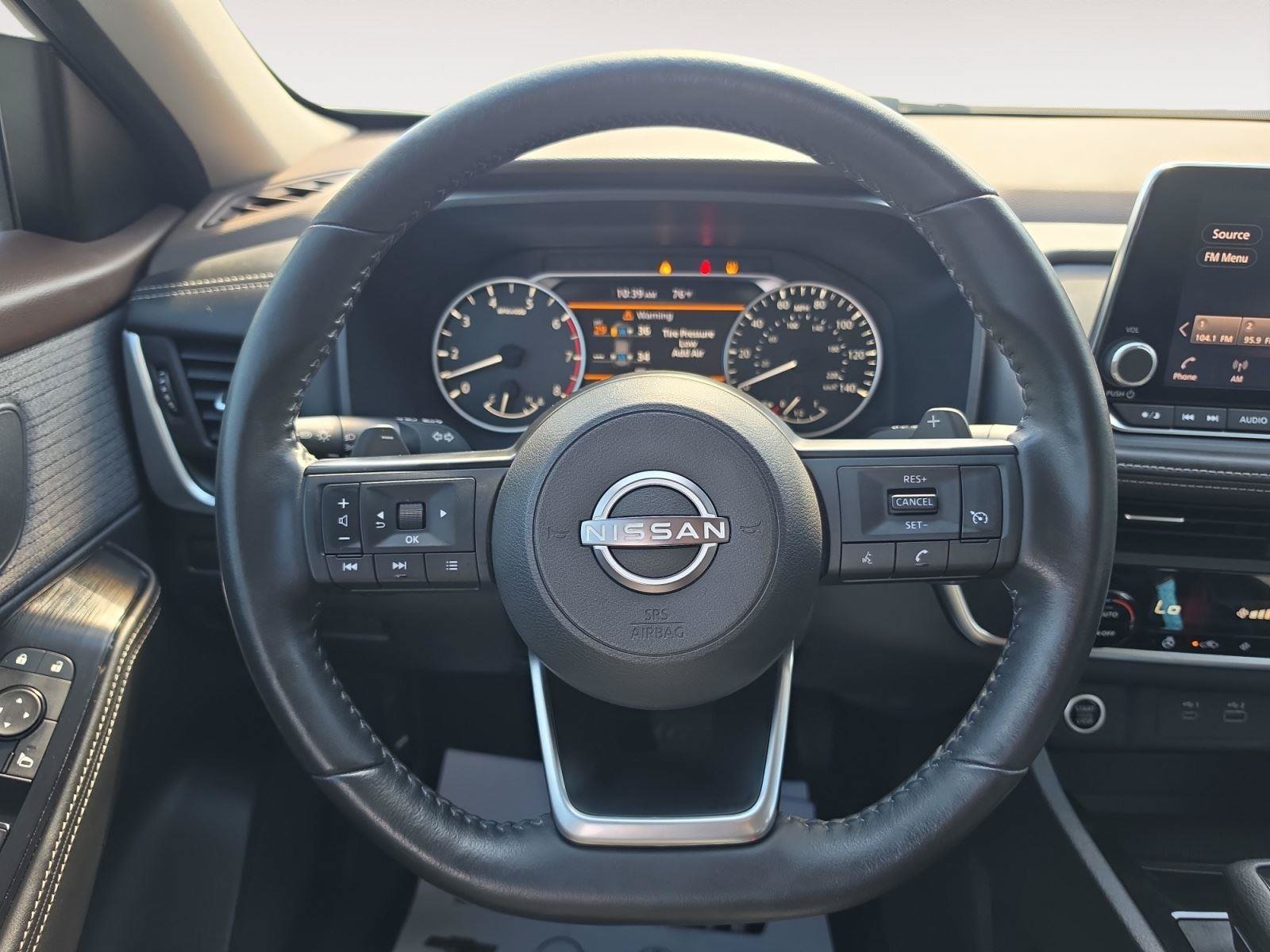 Used 2022 Nissan Rogue S FWD image 16