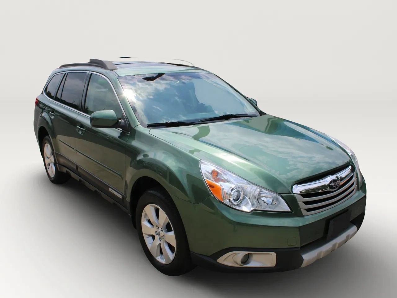 Used 2012 Subaru Outback 3.6R Limited AWD/4WD image 12