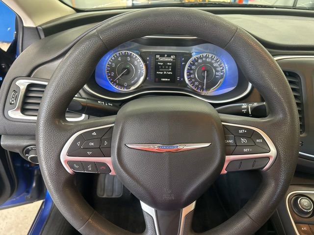 Used 2015 Chrysler 200 Limited image 11