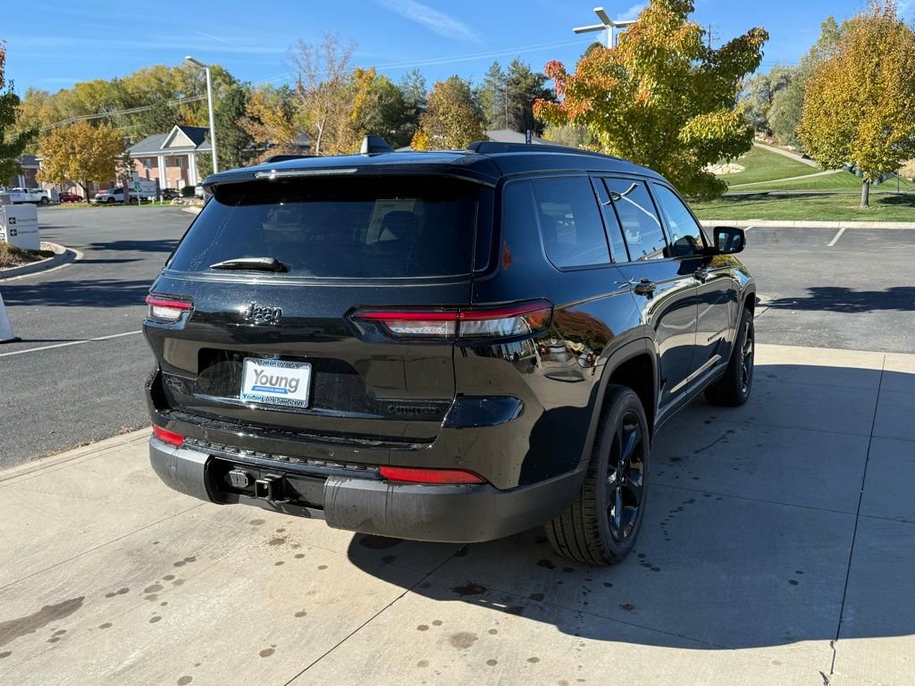 New 2025 Jeep Grand Cherokee L Limited w/ Black Appearance Package image 8