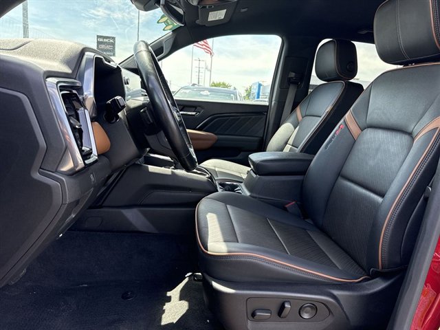 Certified 2023 GMC Canyon AT4 w/ AT4 Premium Package AWD/4WD image 23