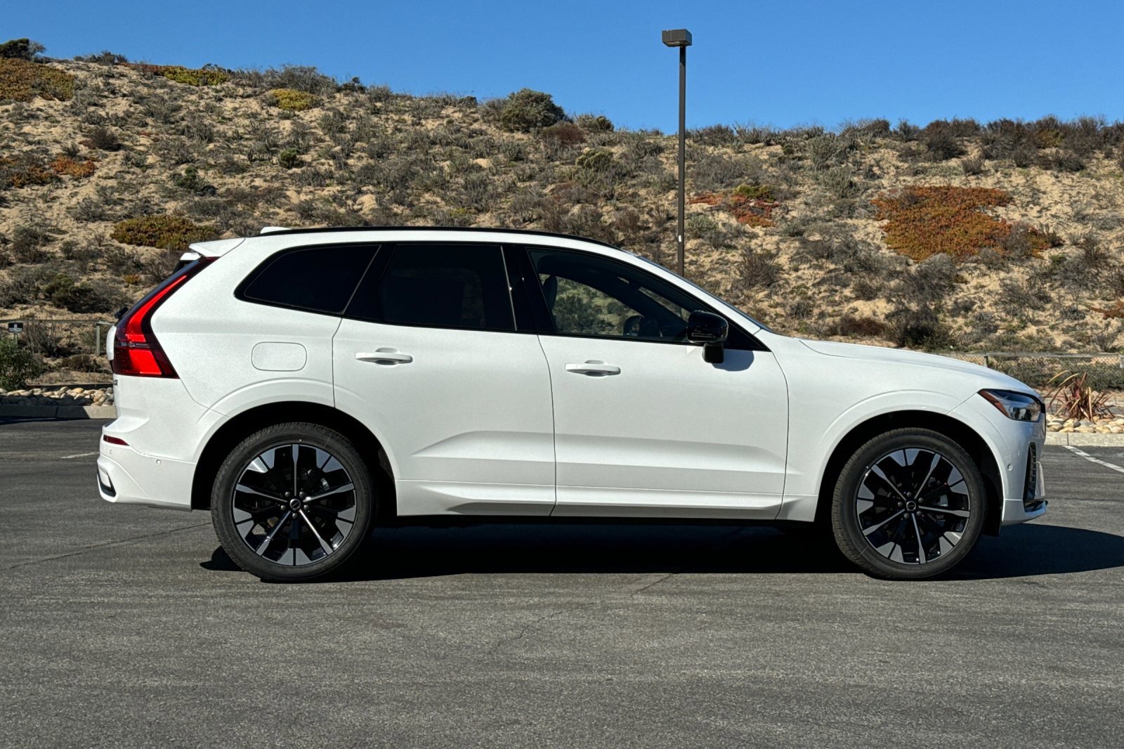 New 2026 Volvo XC60 B5 Plus w/ Protection Package Premier image 6