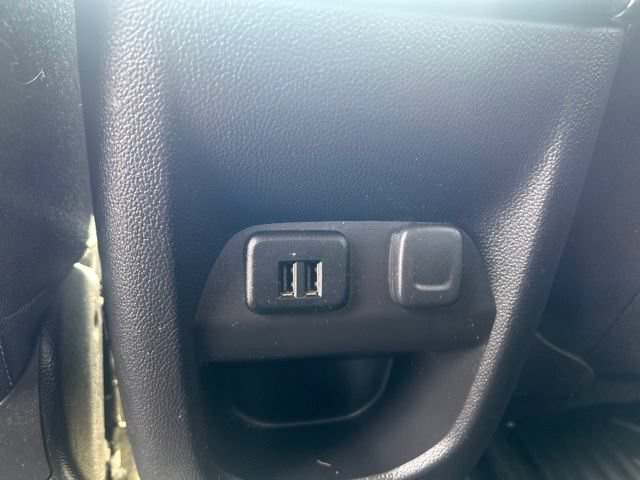 Used 2015 GMC Canyon SLE AWD/4WD image 38