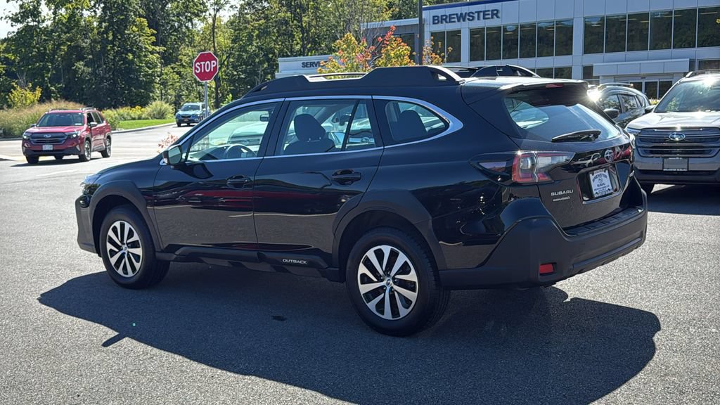 Certified 2025 Subaru Outback AWD/4WD image 6