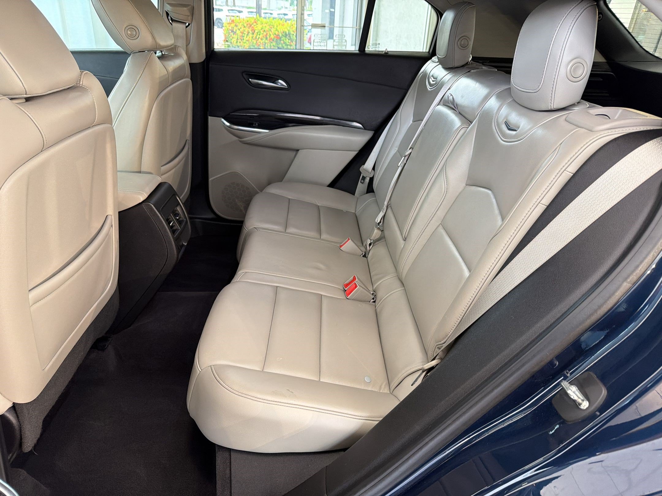 Used 2019 Cadillac XT4 Premium Luxury w/ Driver Awareness Package FWD image 21