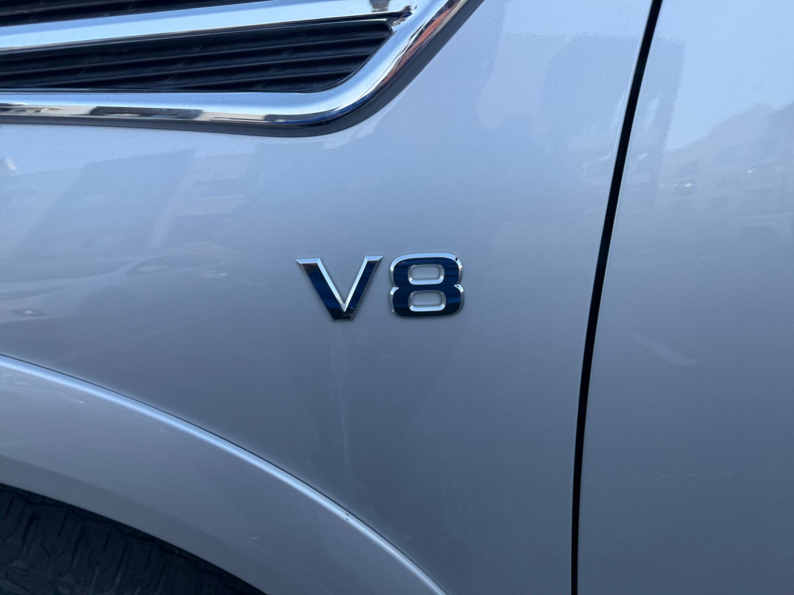 Used 2022 Nissan Armada SV RWD image 12