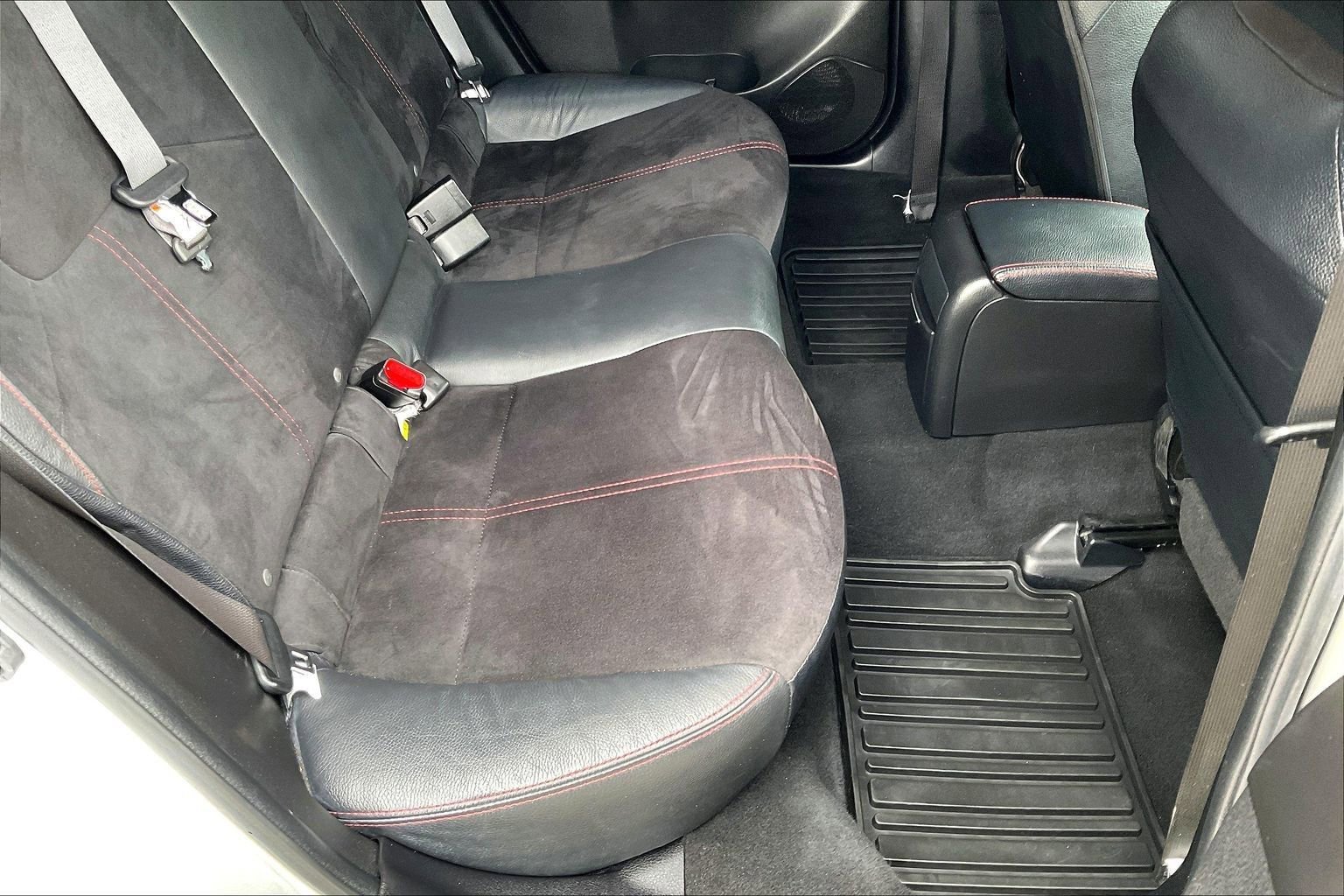 Used 2011 Subaru Impreza WRX STI image 17