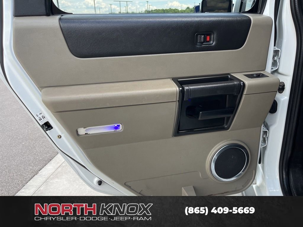 Used 2005 HUMMER H2 AWD/4WD image 16