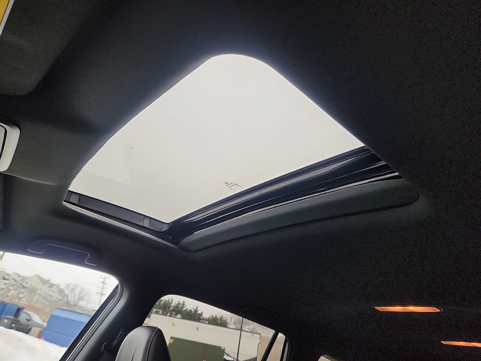 Used 2022 Honda Pilot TrailSport image 16