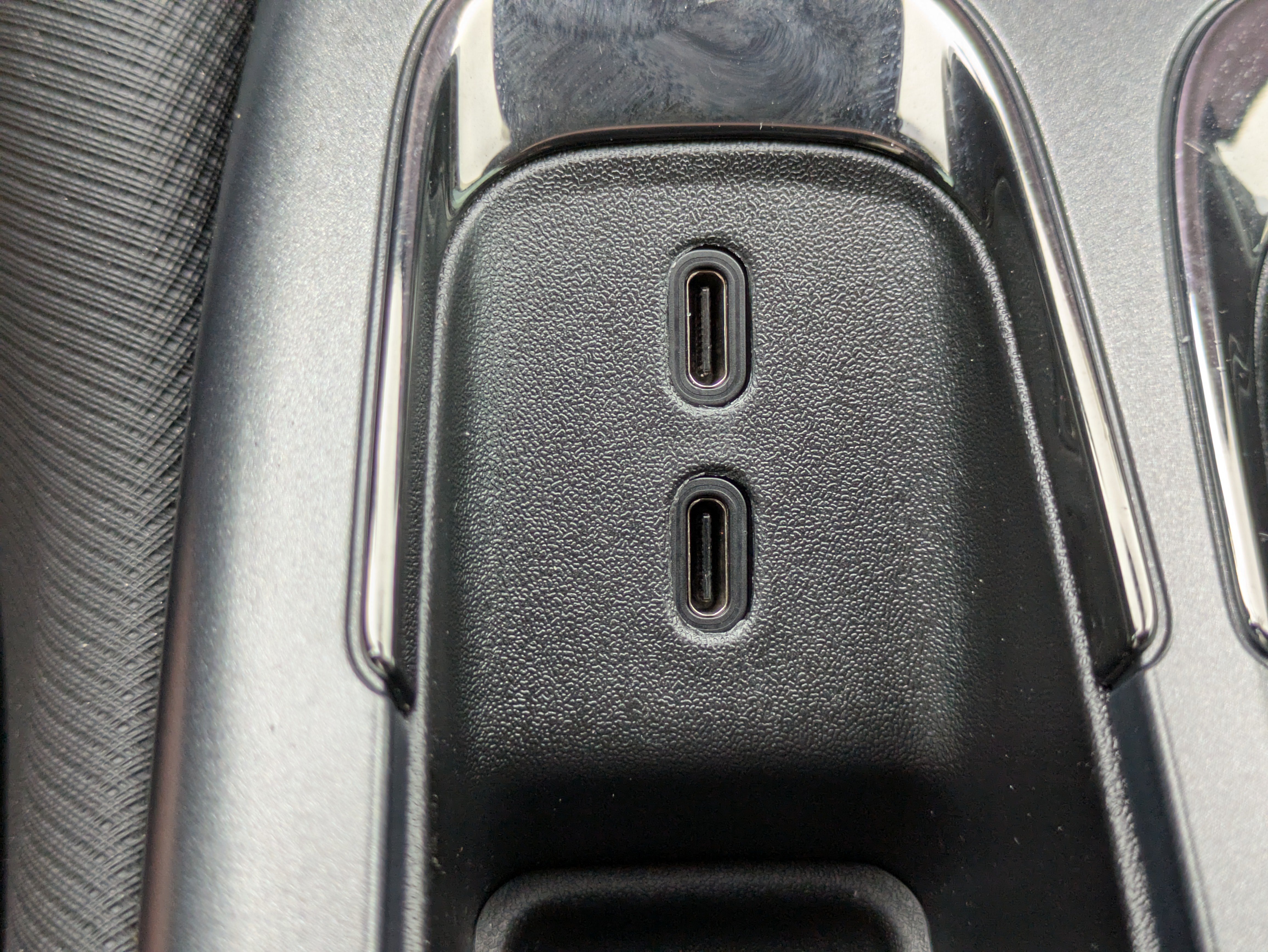 Used 2024 Chevrolet Equinox EV RS FWD image 26