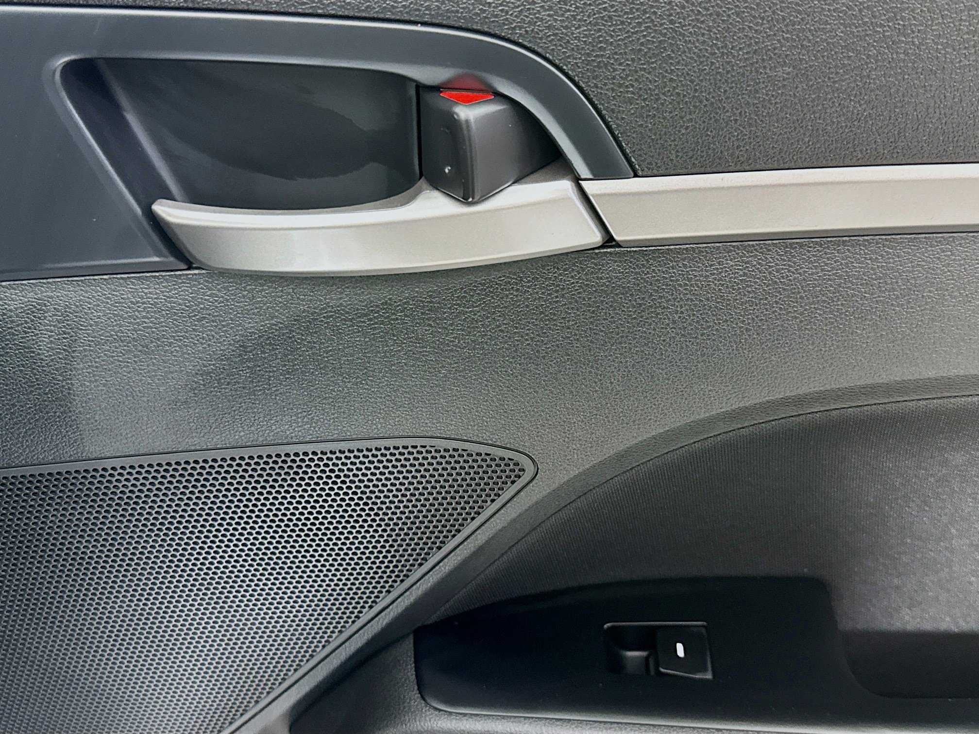 Used 2018 Hyundai Elantra Value Edition FWD image 30