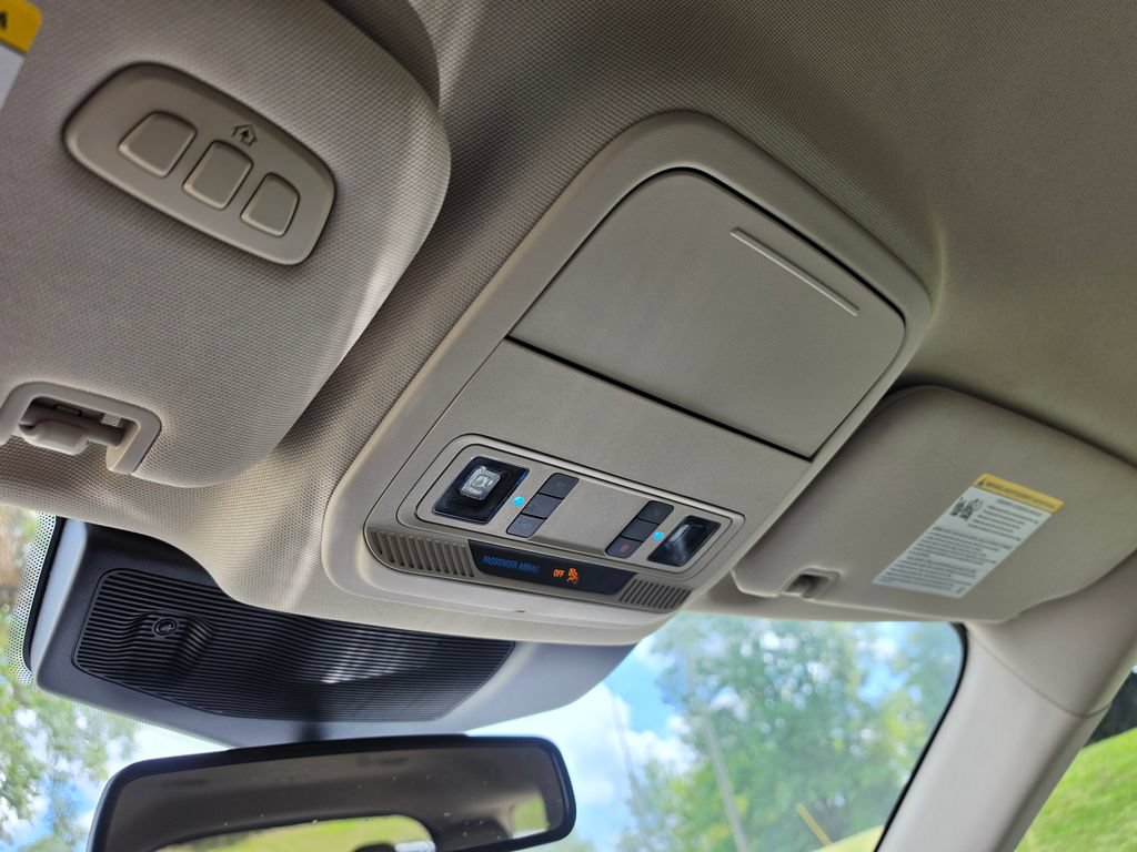 Used 2022 Ford Explorer Limited AWD/4WD image 32